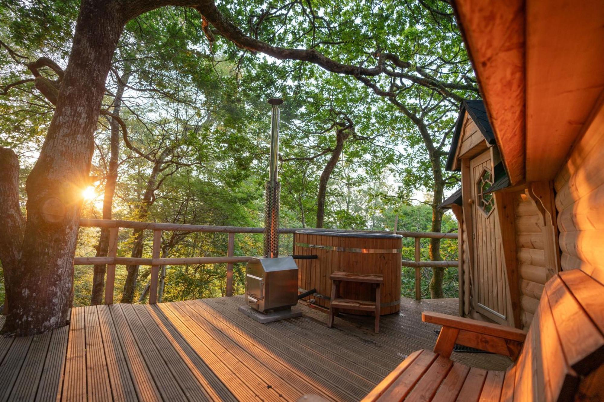 Chestnut Tree House With Hot Tub & Sauna 巴茅思 外观 照片