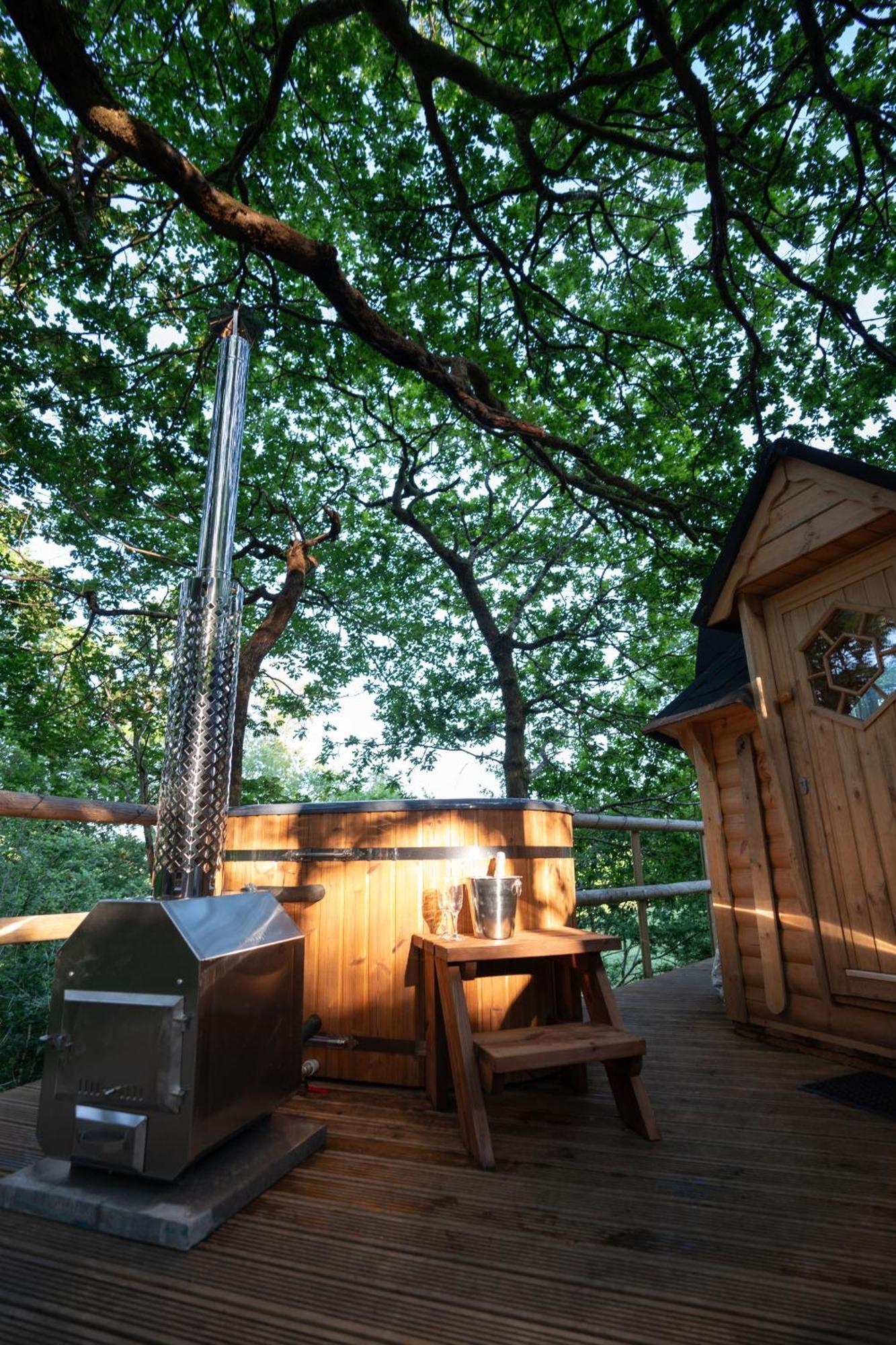 Chestnut Tree House With Hot Tub & Sauna 巴茅思 外观 照片