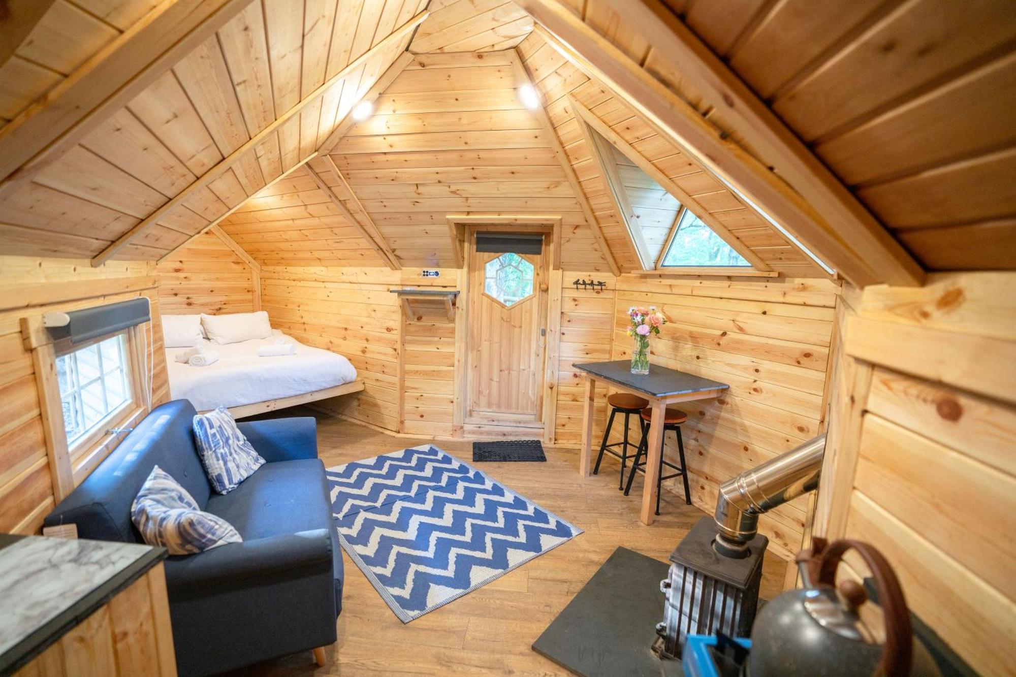 Chestnut Tree House With Hot Tub & Sauna 巴茅思 外观 照片